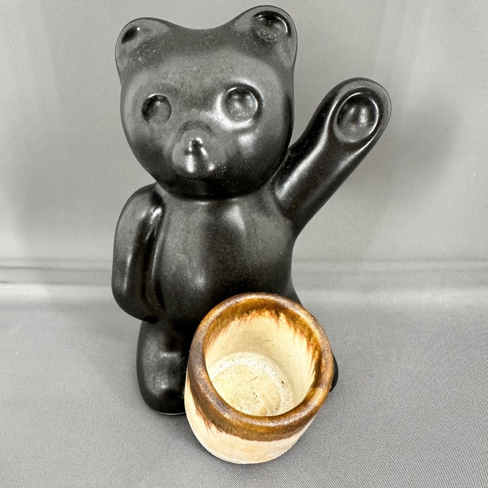 Pigeon River Pottery Black Bear Figurine Toothpick Holder T Bullen Signed 2001